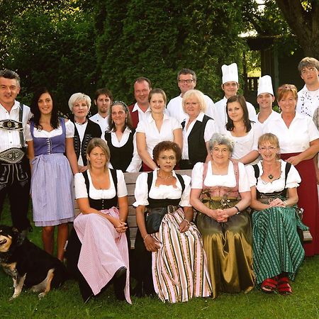 Staudach-Egerndach Gasthof Zum Ott מראה חיצוני תמונה