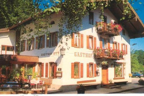 Staudach-Egerndach Gasthof Zum Ott מראה חיצוני תמונה